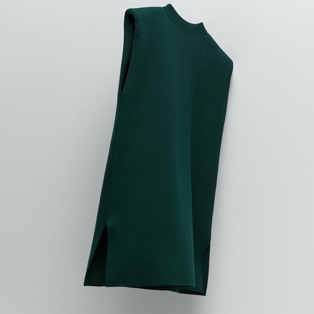 ZARA Shoulder Pad Knit Top